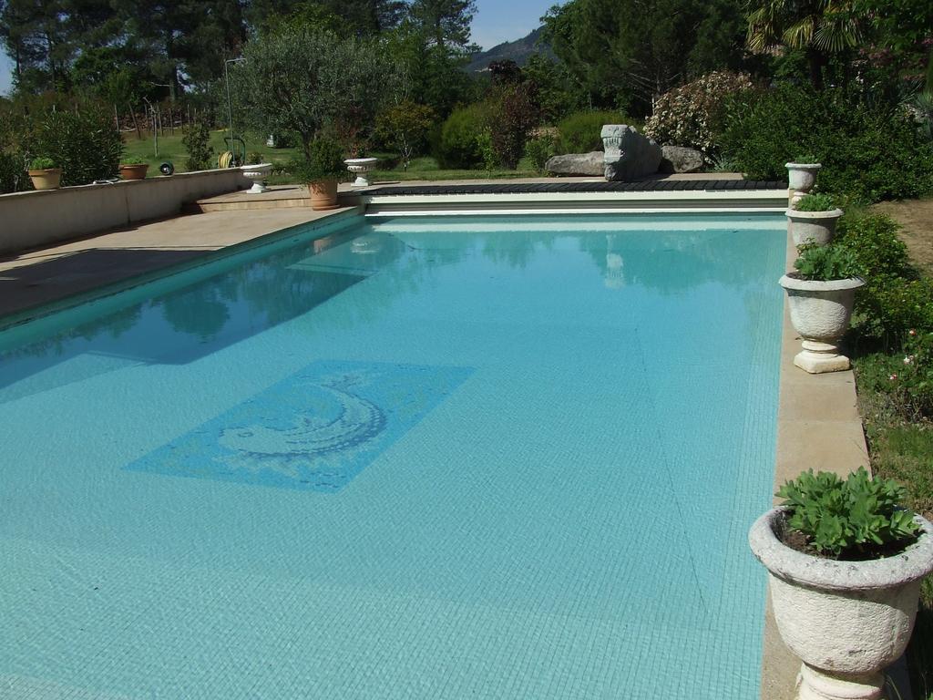 Domaine Du Planas Ailhon Ardeche Bed & Breakfast Room photo
